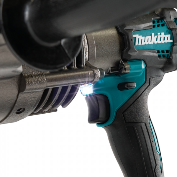 Makita_GPP01ZK_Feature_Shot_work_light.png